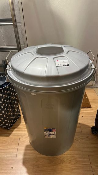 Cubo plástico 100Litros NUEVO