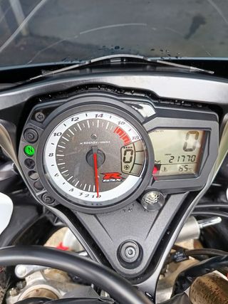 Suzuki GSXR 600 K8 - 23.000km

