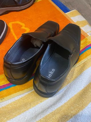 Zapatos negros de vestir