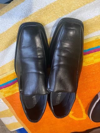 Zapatos negros de vestir