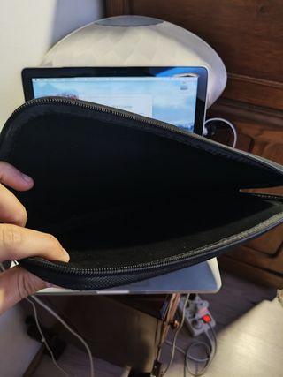 MacBook 13" Alumínio (2008) con funda de calidad