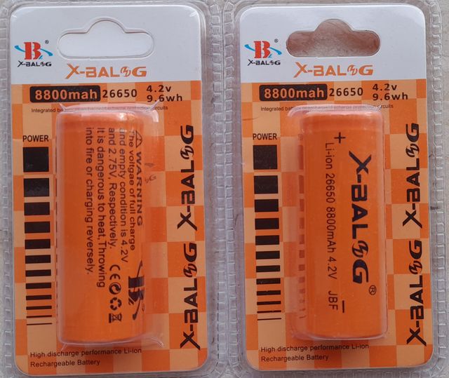 2 Batterie 26650 Polo Piatto 4,2V 8800 mAh