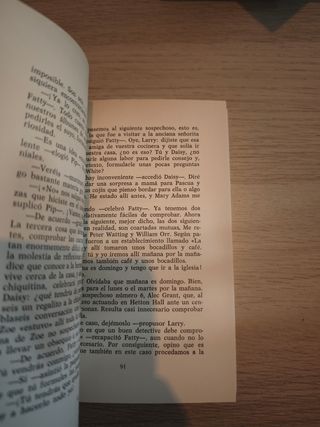 Misterio del gato comediante