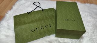 Caja y bolsa Gucci 