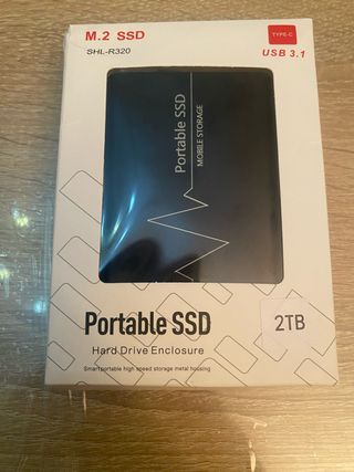 disco duro externo
SSD Portátil 2TB - M.2 SHL-R320