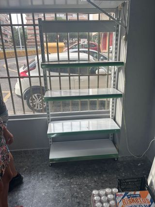 Repisa metálica blanca y verde