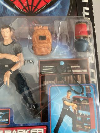 Peter Parker ToyBiz Action Figure Spiderman 2002