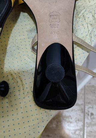 Sandalias Unisa de diseño.