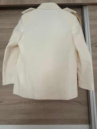 Traje comunión niño talla 9 beig-dorado