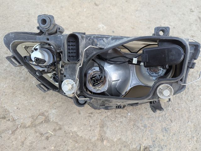 Faro delantero Seat Ibiza usado