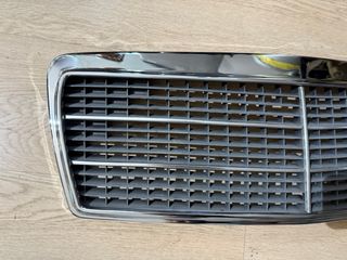 Rejilla Mercedes Benz E W210