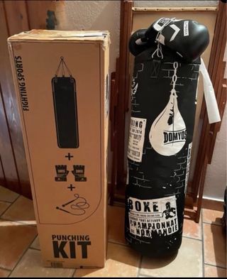 Saco boxeo Domyos + Guantes