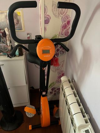 Bicicleta estática plegable