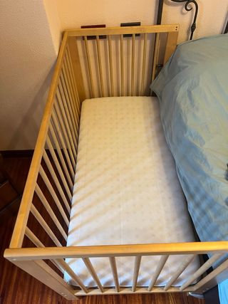 Cuna bebé Ikea + colchón