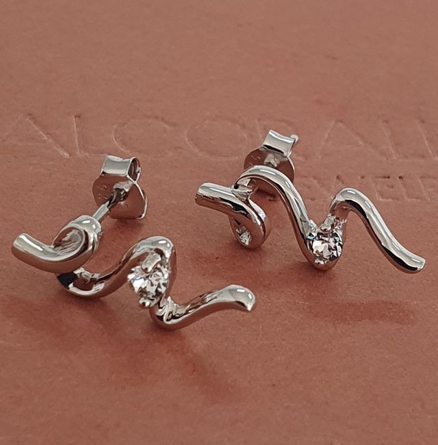 Pendientes ORO BLANCO Y SWAROVSKIS  REGALO NAVIDAD
