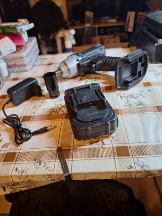Llave impacto inalámbrica