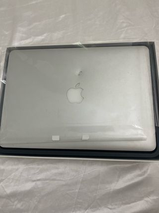 MacBook Air 2011 Plata