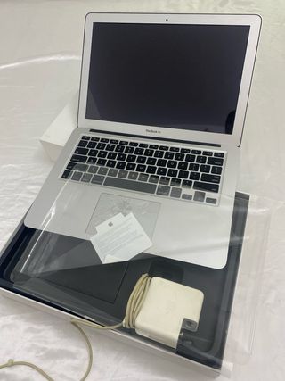 MacBook Air 2011 Plata
