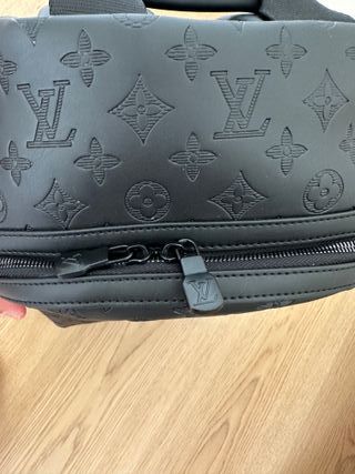 Mochila Louis Vuitton negra