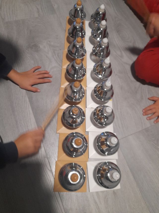 Campanas Montessori - 16 piezas