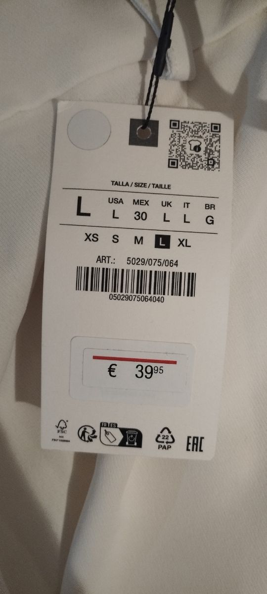 Mono corto combinado cinturón blanco y negro