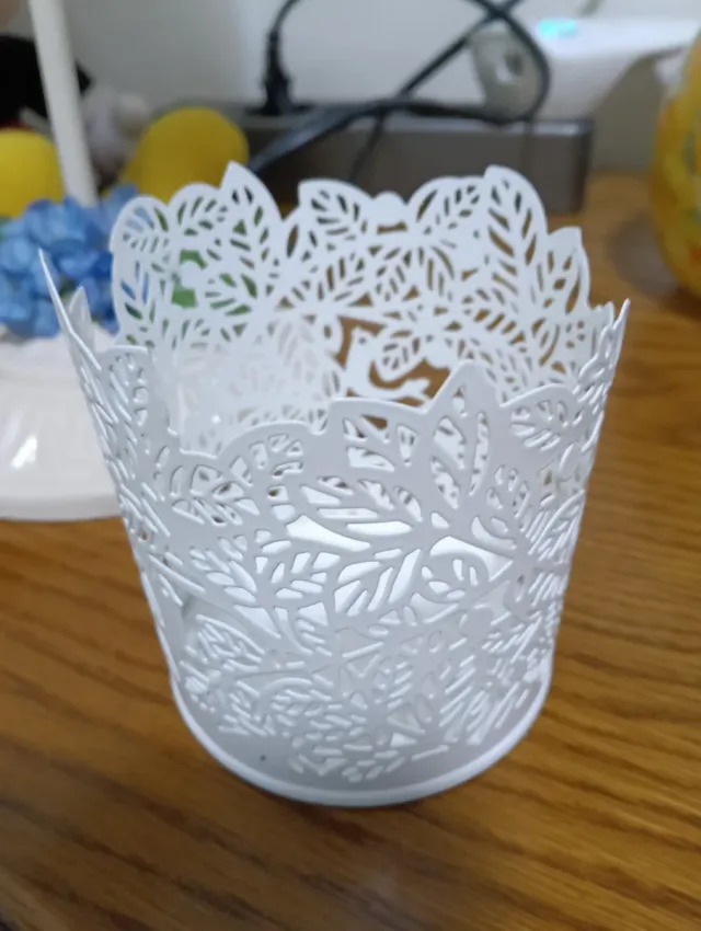 Maniquí colgante bisutería blanco decoración