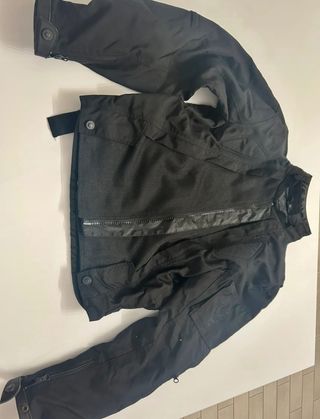 Cazadora moto negra