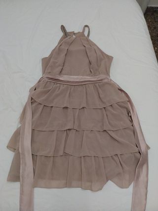 Vestido beige plisado