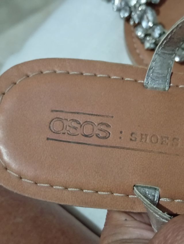 Chanclas brillantes plata