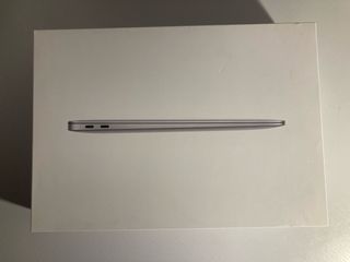 MacBook Air 13" i5 8GB 256GB SSD
