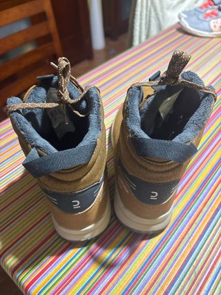 Botas montaña talla 38 usadas menos de 3 horas