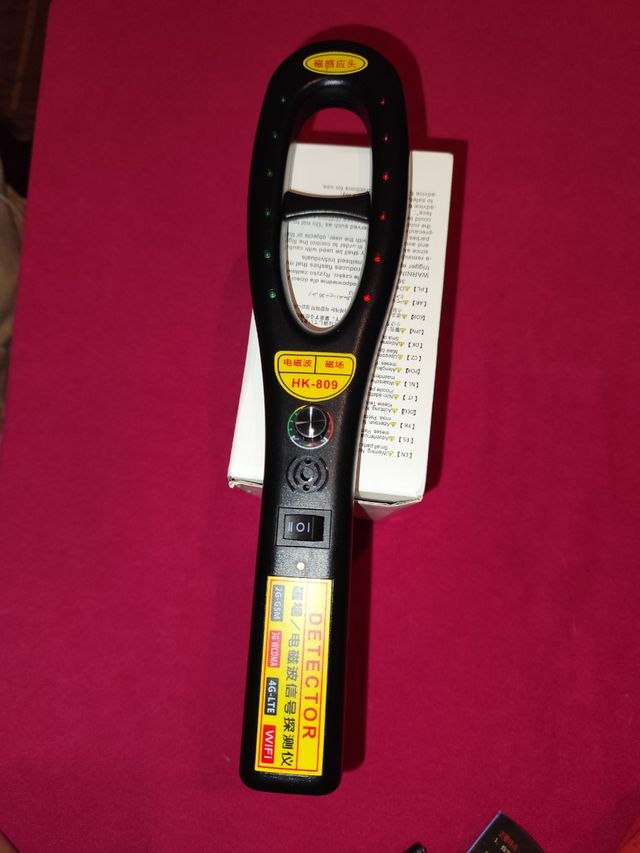 Detector magnético HK-809