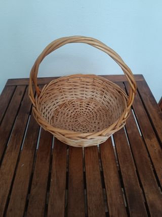 Cesta vime redonda c/ pega