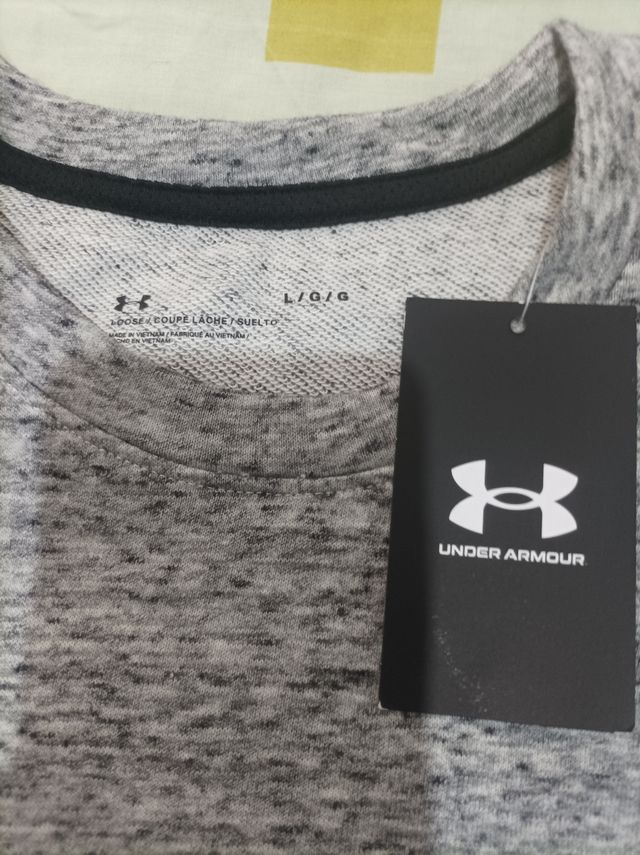 Sudadera Under Armour Gris