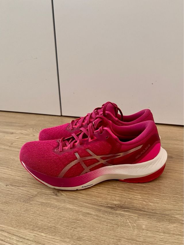 Zapatillas Asics mujer rosa. Como nuevas