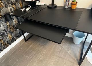 Escritorio Ikea OBEGRÄNSAD negro