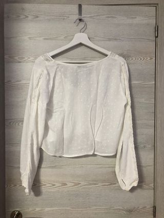 Blusa blanca c/botones