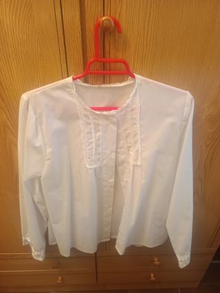 Camisa blanca baturra