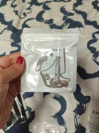 Pendientes largos brillantes plata