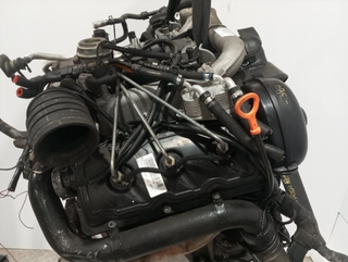MOTOR COMPLETO AUDI A6 AVANT (4B5) AKN