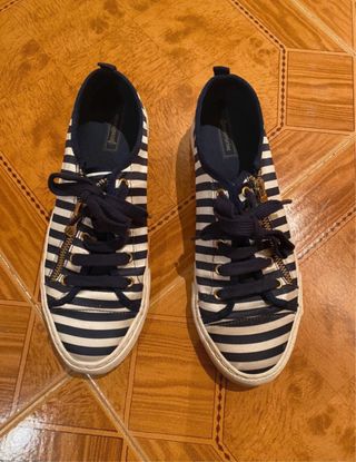 Zapatillas Stradivarius rayas marineras