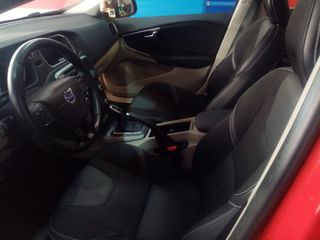 Volvo V40 2017