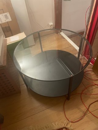 Mesa redonda de sofa IKEA Visstjö, cristal y metal