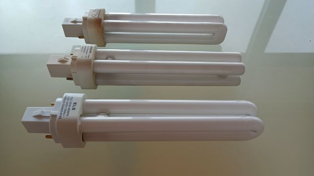 3 Bombillas G24 (26w 4000K) - Philips, Osram