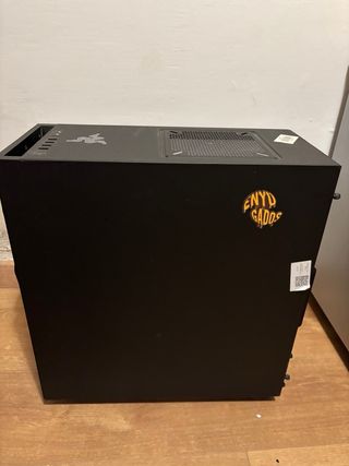 NZXT S340 Elite - Caja PC roja