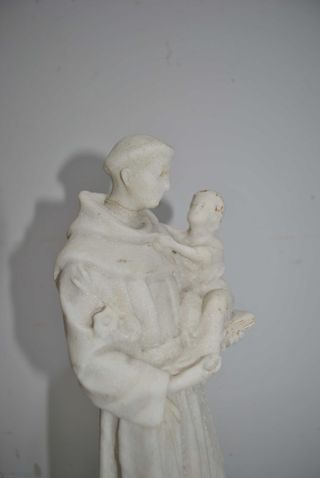 Antiguo San Antonio de mármol