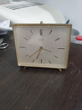 Reloj despertador ORIS dorado