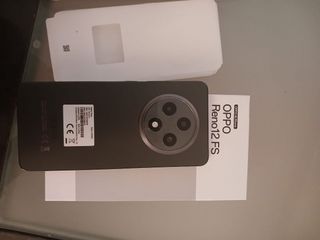 OPPO Reno12 FS