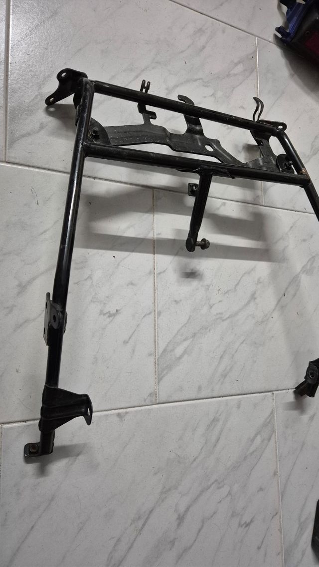 Araña de Carenado Kawasaki ZZR 600 (91)