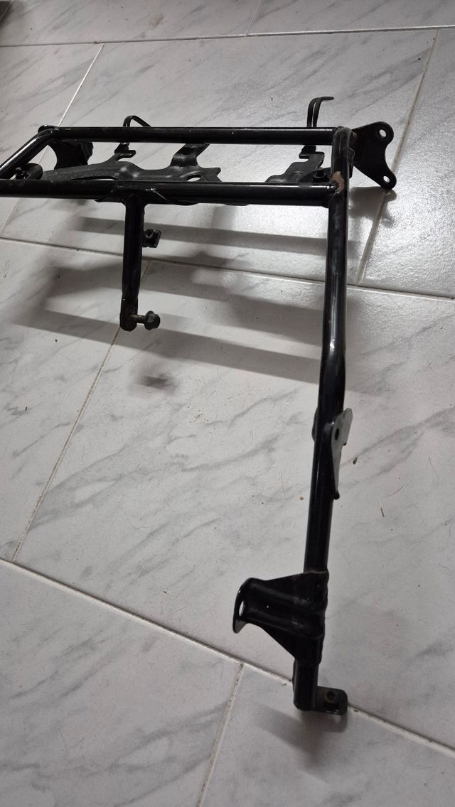 Araña de Carenado Kawasaki ZZR 600 (91)